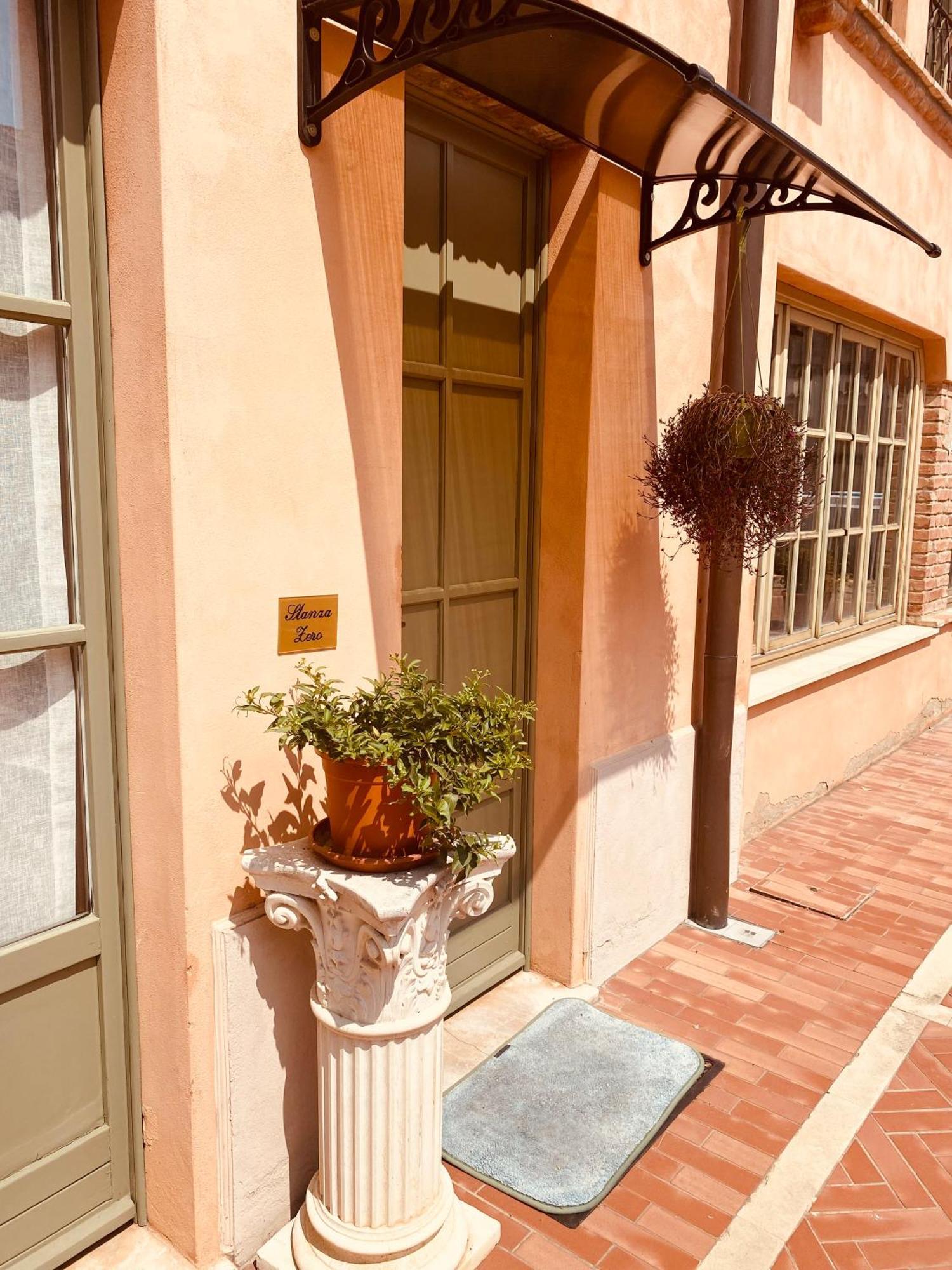 La Casina Hotel Dello Exterior photo
